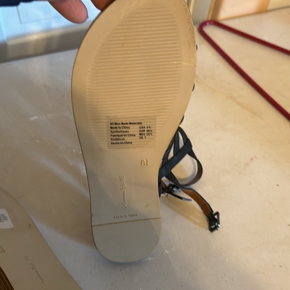 Women’s American Eagle Sandals size 8 1/2 Brown and Black - Picture 7 of 7